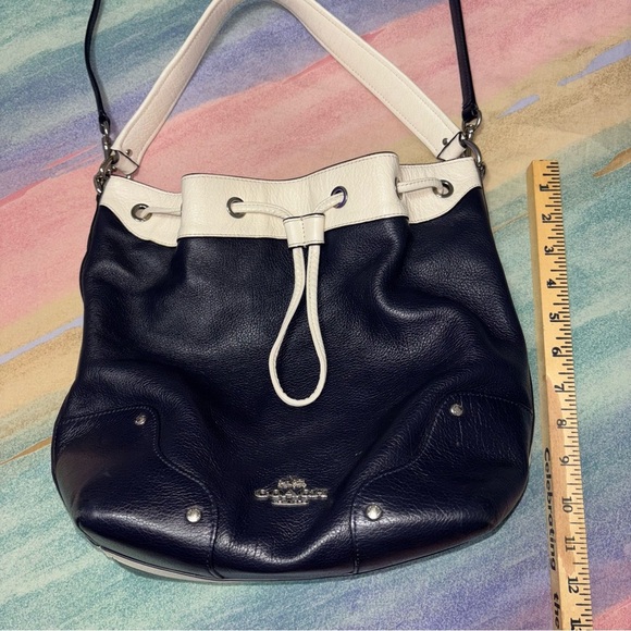 Coach Mickie drawstring shoulder crossbody bucket Navy bag pebbled leather - Picture 8 of 13